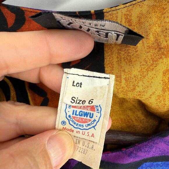 Vintage 90s 2-Piece Skirt Set Bold Paisley Geometric Jewel Tones Size 6 Fall - Picture 7 of 7